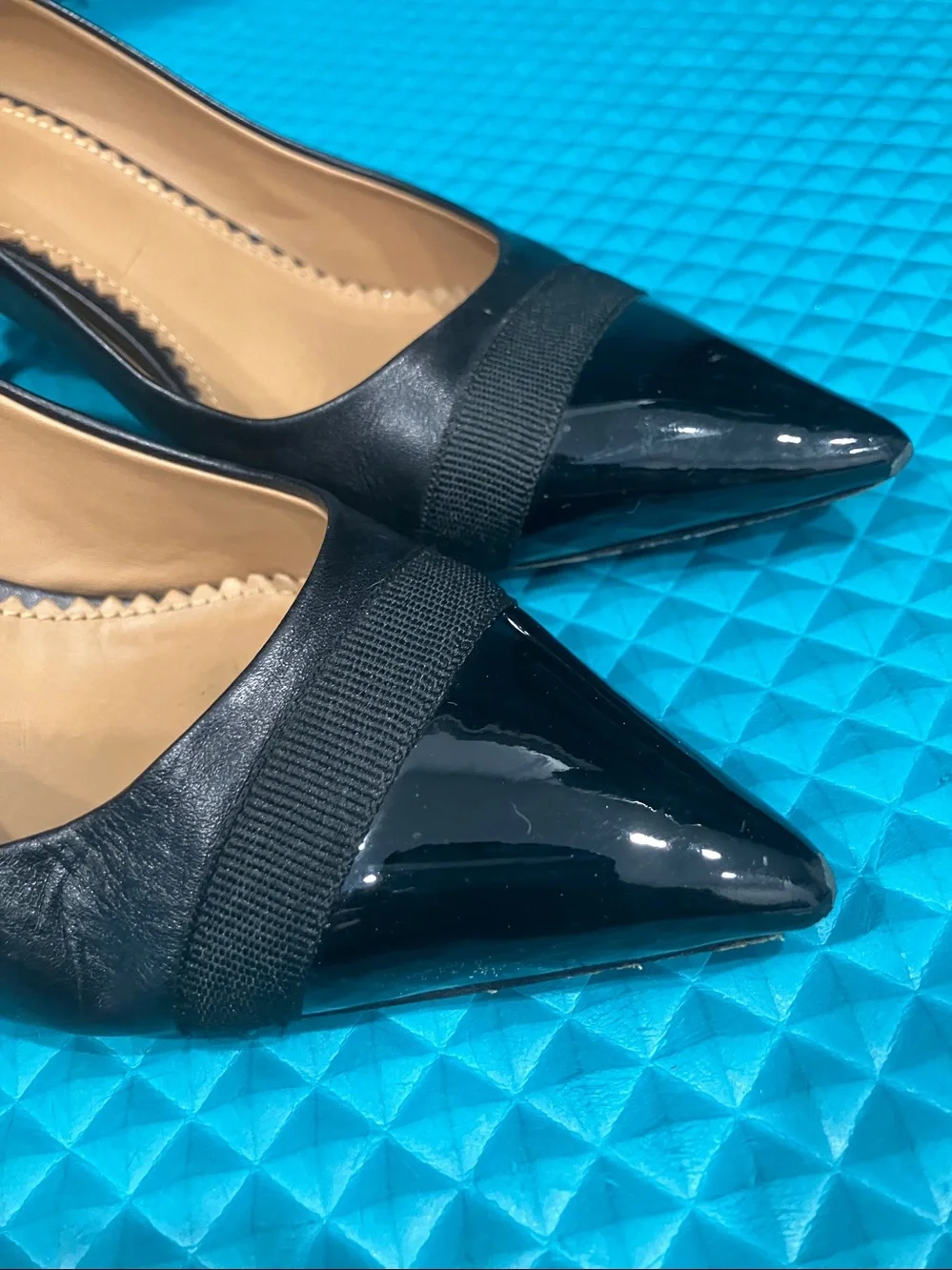 TORY BURCH Women Black Penelope Cap-Toe Pumps. | 6